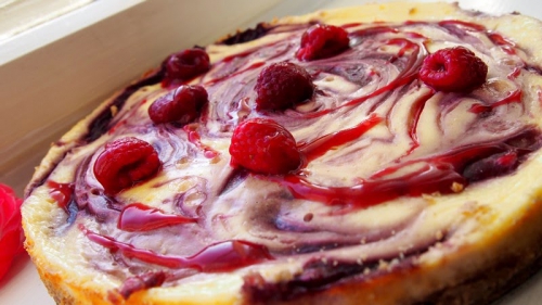 Nepečený cheesecake s malinami
