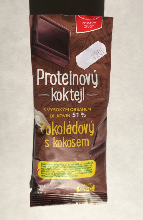 Proteinový koktejl čokoládový s kokosem (2019)