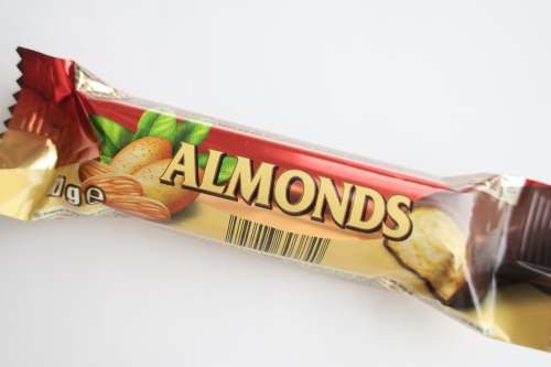 Almonds (2020)
