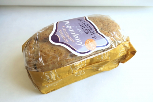 Bezlepkový chléb Liška - pohankový, s celozrnnou pohankou (2018)