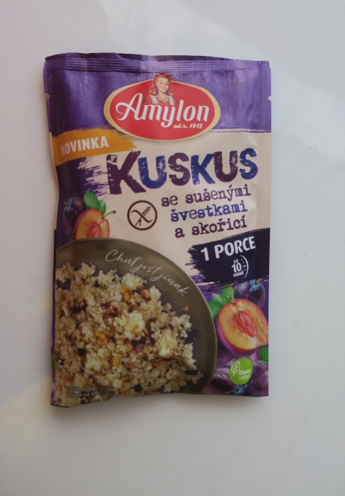 Kuskus se sušenými švestkami a skořicí (2021)