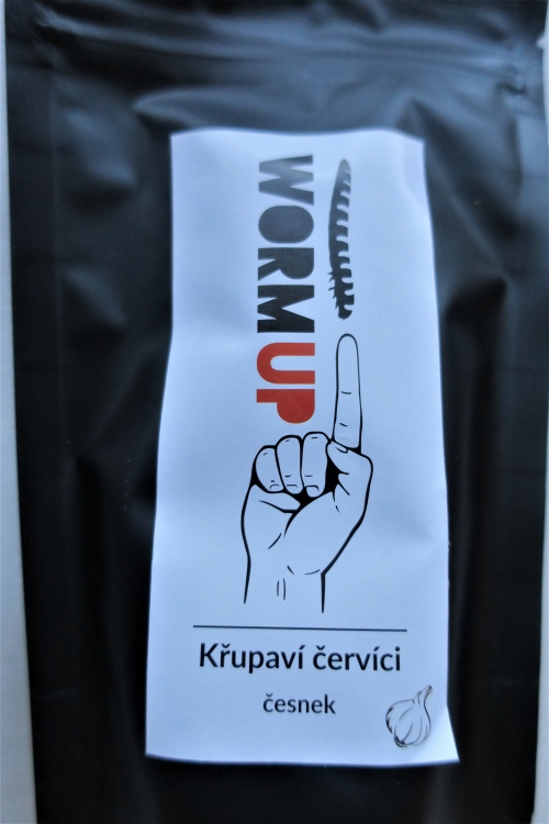 Křupaví červíci česnek (2022)